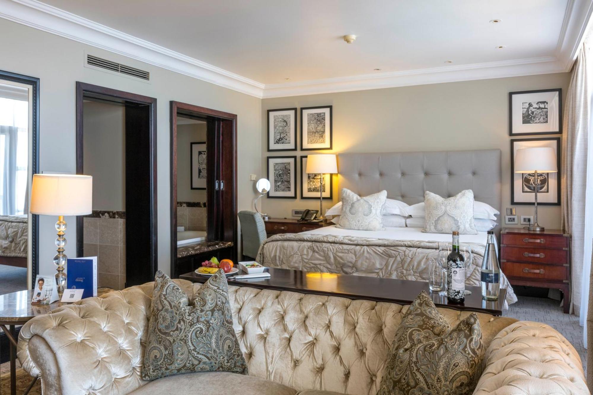 ホテル ビバリー ヒルズ ダーバン エクステリア 写真 A suite at the hotel