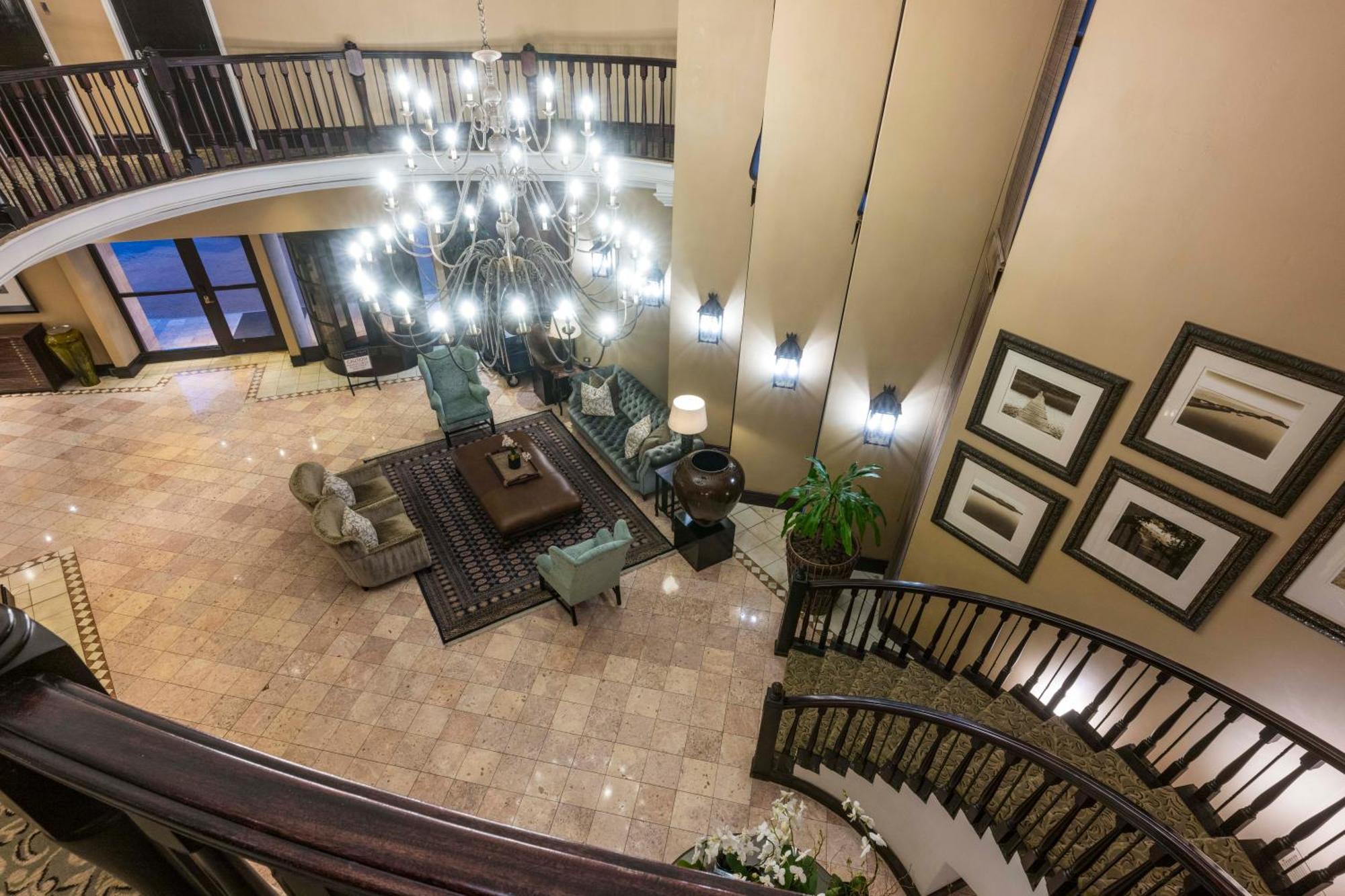ホテル ビバリー ヒルズ ダーバン エクステリア 写真 The lobby of the hotel