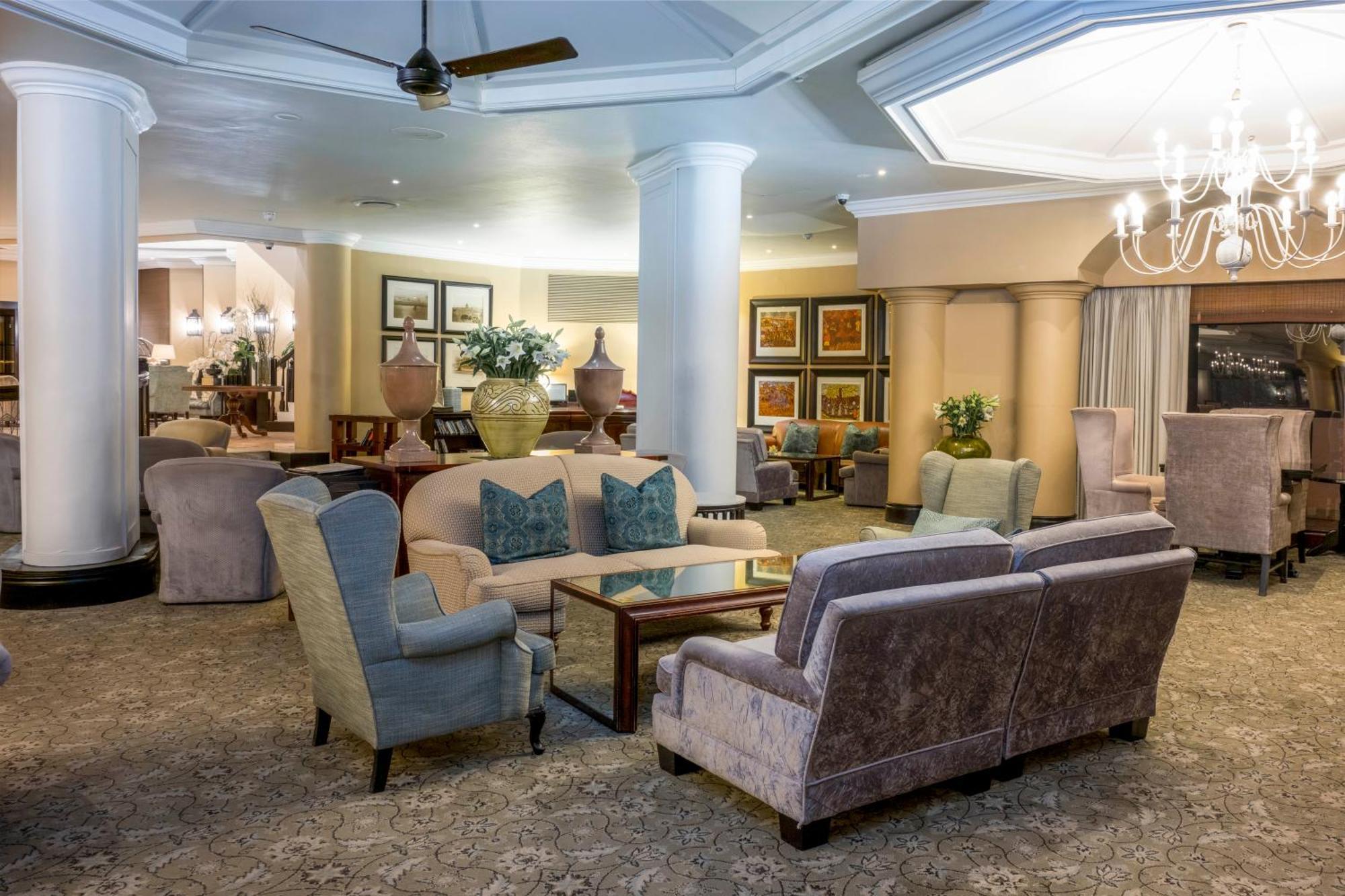 ホテル ビバリー ヒルズ ダーバン エクステリア 写真 The interior of the hotel